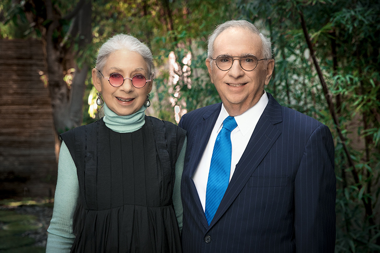 Portrait photo of Ellen and Arnold Zetcher